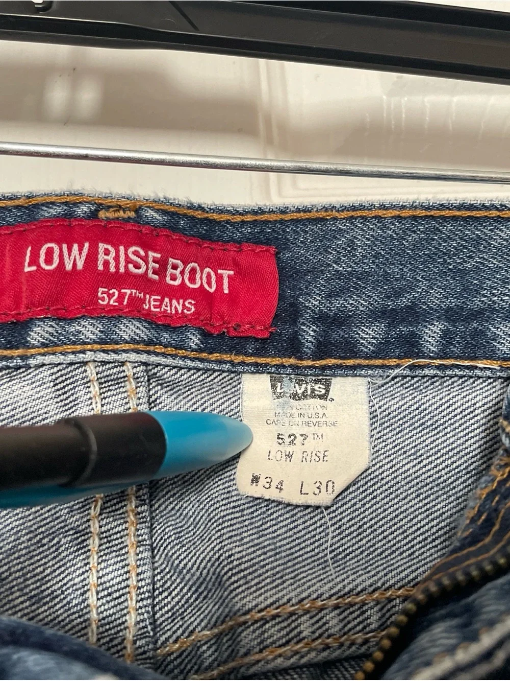 Levi’s Men’s Classic Blue Straight-Leg Jeans